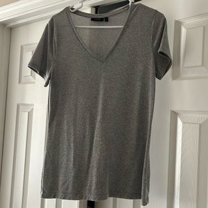 Apt 9 ladies v-neck shirt.